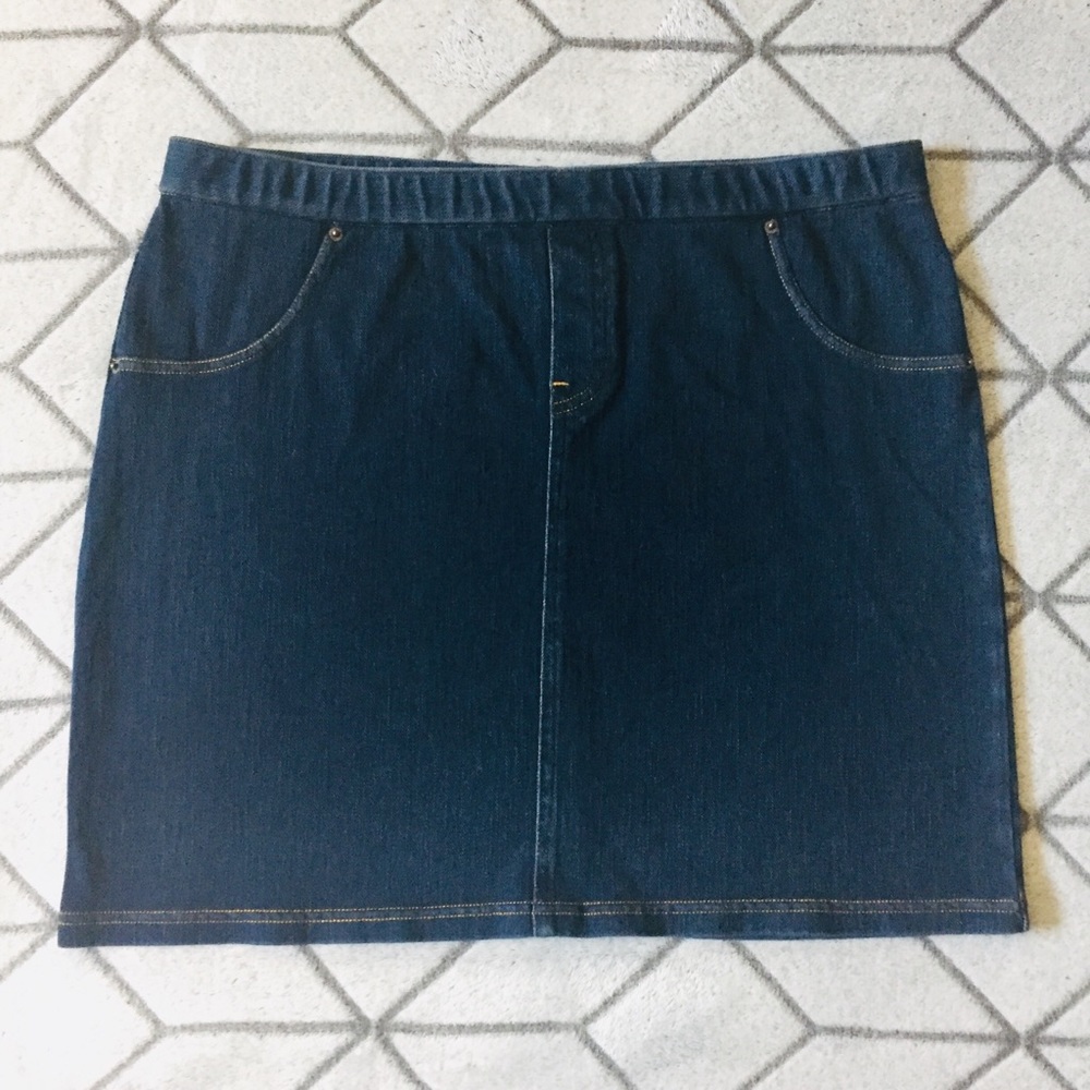 Hue Dark Faux Denim Stretch Mini Skirt